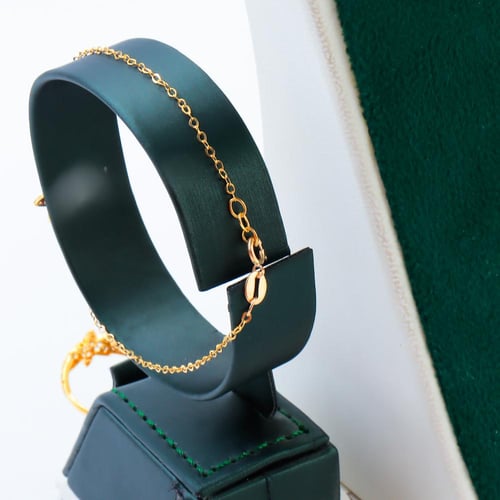 طقم ذهب عيار 21 وزن 10.45 جرام