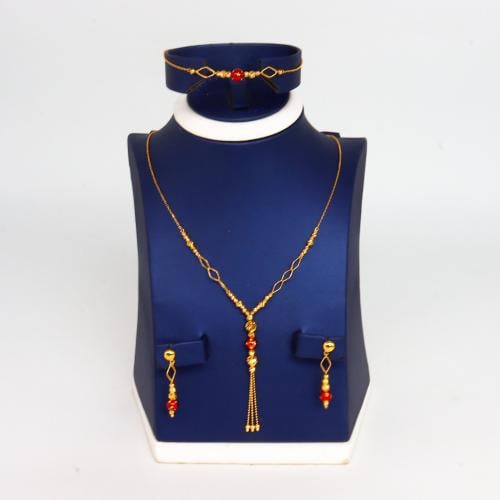 طقم ذهب بازلت عيار 21 صافي مطعم بالميناء بوزن 10.1...