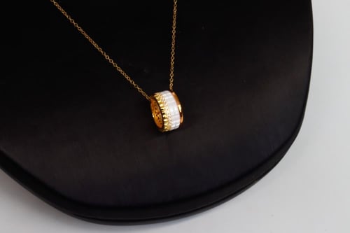 سلسال ذهب البوشرون تصميم الماسي عيار 18 وزن 2.7 جر...