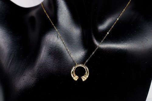 سلسال LUV ذهب عيار 18الوزن: 1.700 حرام