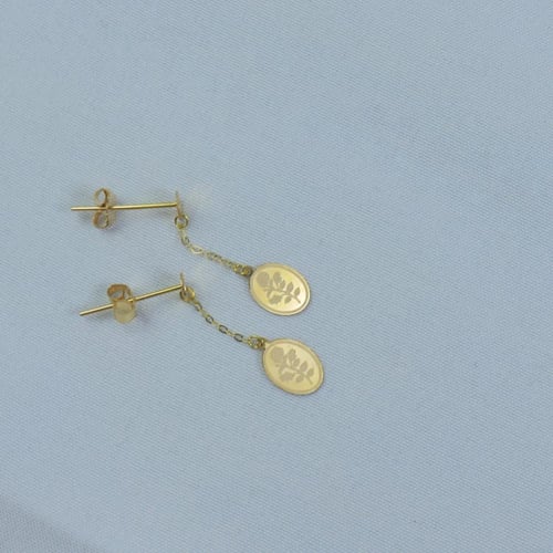 طقم ذهب ناعم عيار 18 وزن 2.54 جرام