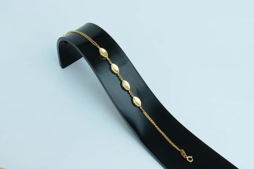 سوارة ذهب عيار 18 وزن 2.6 جرام