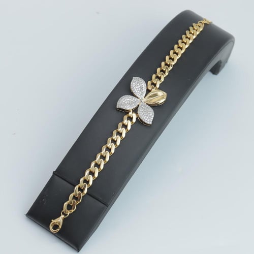 اسوارة ذهب روبيرتو كوين تصميم الماسي عيار 18 وزن 1...