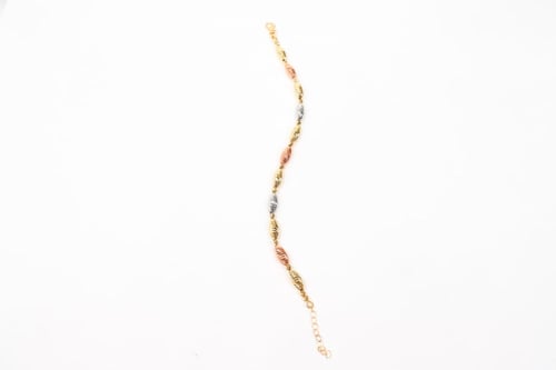 اسوارة ذهب عيار 18 بتصميم ايطالي راقي بوزن 7.3 جرا...