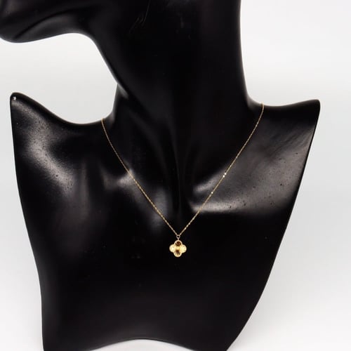 سلسال ذهب الفان كليف نواعم بلمسه الماسية عيار 18 و...