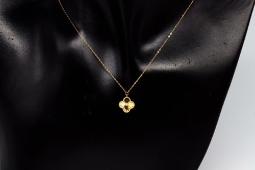 سلسال ذهب الفان كليف نواعم بلمسه الماسية عيار 18 و...