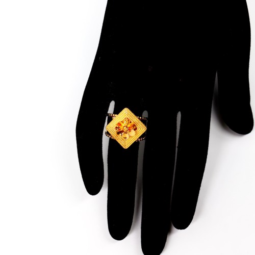 خاتم ذهب صافي عيار 21 وزن 4.6 جم