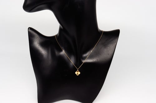 سلسال ذهب الفان كليف نواعم بلمسه الماسية عيار 18 و...