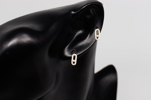 حلق ذهب عيار 18 المسيكاء تصميم الماسي