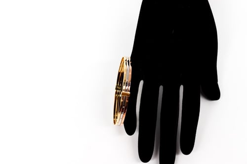 اسوارة كارتير ذهب صافي عيار 18 المميز