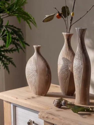 فازات ديكور خشبية طبيعية بثلاثة أحجام مع نقوش فنية