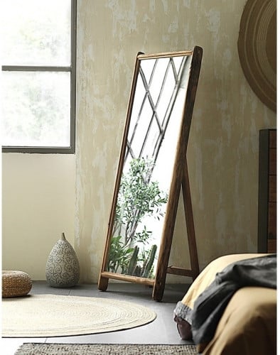 مرايا ارضيه بأستاند من خشب الصنوبر