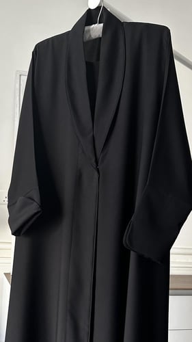 عبايه بليزر مع مرد داخلي