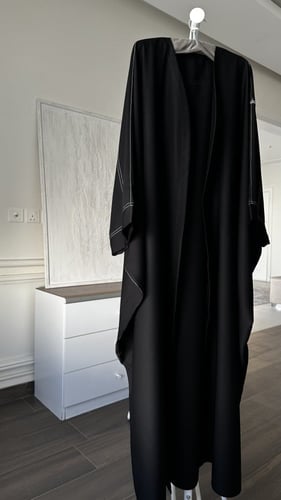 بشت باطراف خياطه رمادي