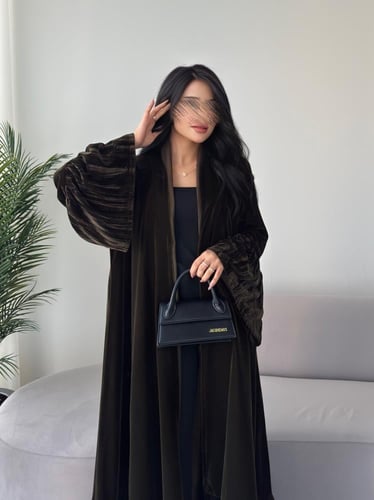 مخمل عشبي مع مخمل مكسر عشبي كلوش كويتي