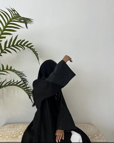 Abaya24
