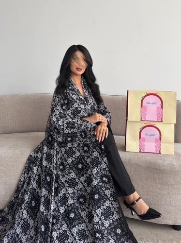 شيفون طباعه مبطنه اسود