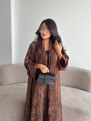 شيفون مشجر بني