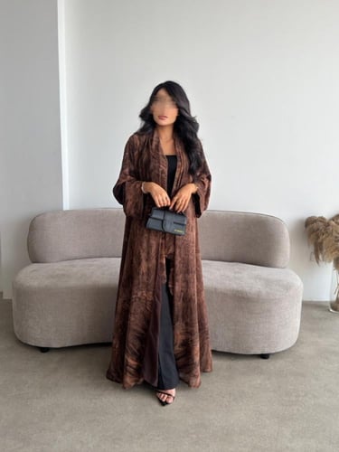 شيفون مشجر بني