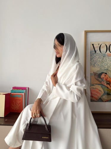 رسميه اوف وايت