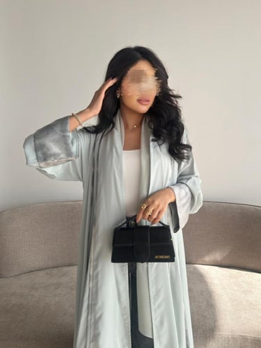 حرير كلوش مع تدخلات حرير مشجر تيفاني