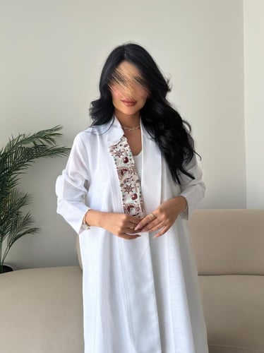 لنن اوف وايت مبطن