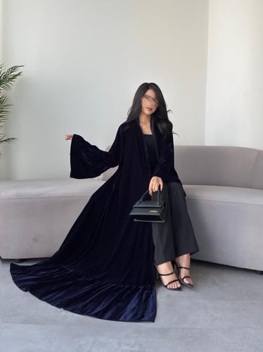 مخمل كحلي مع مخمل مكسر كحلي كلوش كويتي