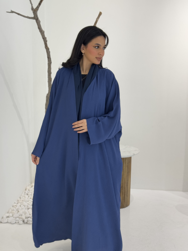 نص بشت نيلي على ازرق