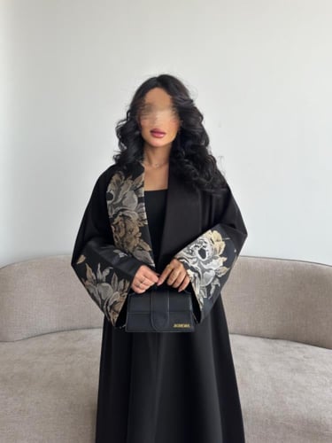 رسميه نص كلوش مع تدخلات الجاكار الهندي الفاخر