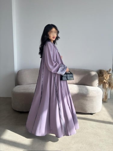 حرير كلوش مع تدخلات حرير مشجر موف فاتح