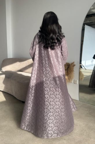 دانتيل مبطن بيج فاتح