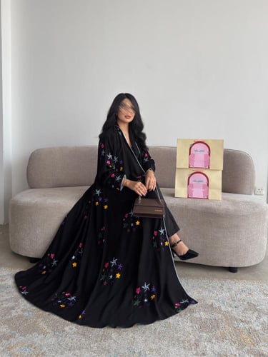 كريب مستقبل مع تطريز