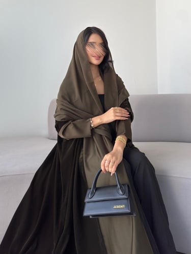 مخمل بني مع حرير بني نص بشت