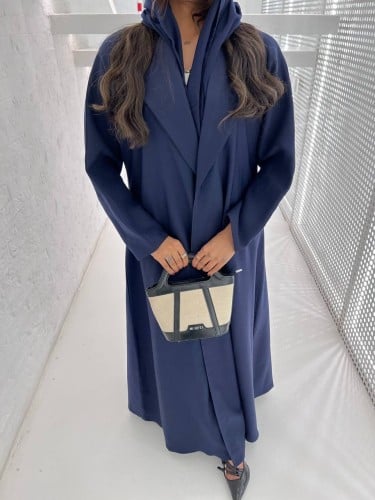 رسميه كحلي بتصميم ياقه