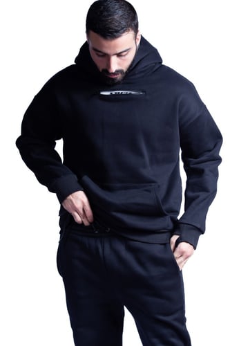 طقم be in the creative zone اسود وابيض