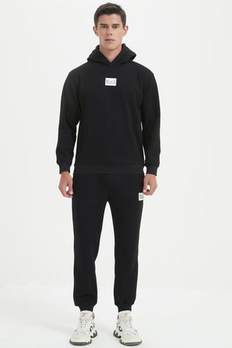 الطقم الاسود كامل (مقاس طبيعي)