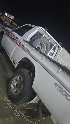 خط شاص نيسان 2004-2009