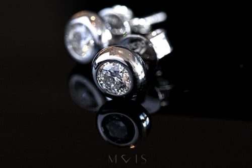 حلق سولتير بقصة دائرية 4mm