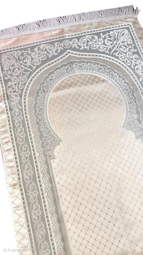 طقم جلال و سجادة صلاة فاخر لون أخضر