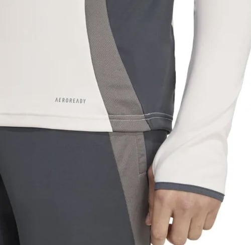 سويتر ريال مدريد 2025