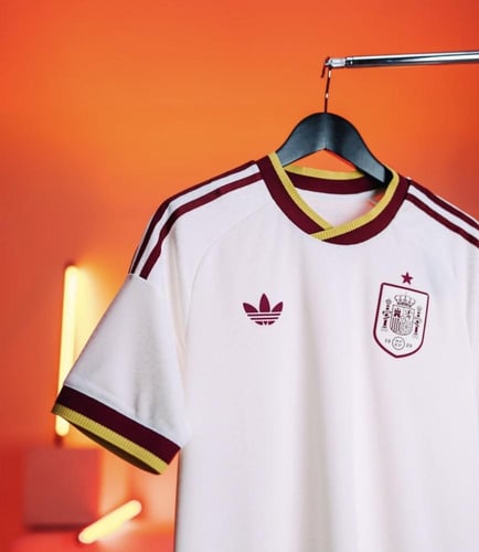 تيشرت اسبانيا الاحتياطي 2026