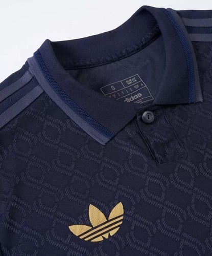 تيشيرت يوفنتوس الثالث نسخة لاعبين لموسم 2025 - 202...