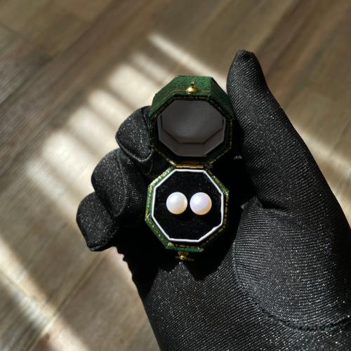 حلق من حجر الؤلؤ الطبيعي فضة ٩٢٥