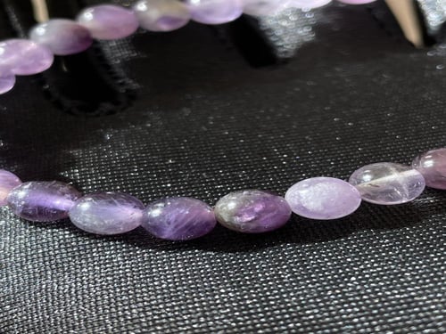 اسوارة من حجر العقيق الارجواني الطبيعي