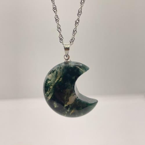 قلادة من حجر العقيق الطحلبي الطبيعي