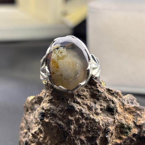 خاتم ملكي رجالي من العقيق المصور