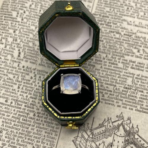 خاتم فضة من حجر القمر الطبيعي فضة 925