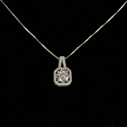 قلادة من الفضة الخالصة ٩٢٥