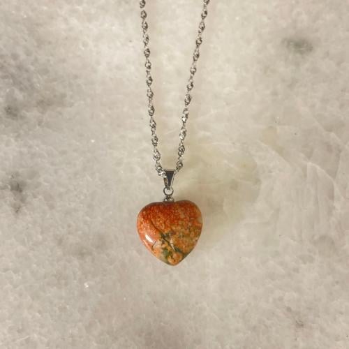 قلادة من حجر الرودنيت الطبيعي فضة 925