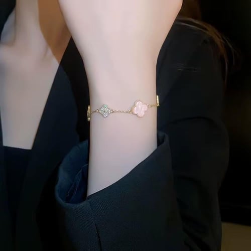 اسوارة ( فان كليف ) g-pink